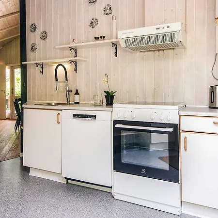 4 Star Holiday Home In Borkop