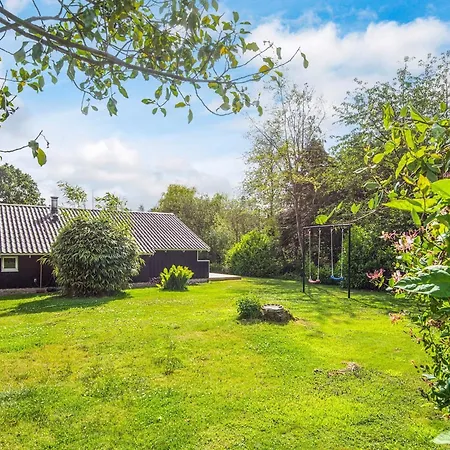 4 Star Holiday Home In Borkop *